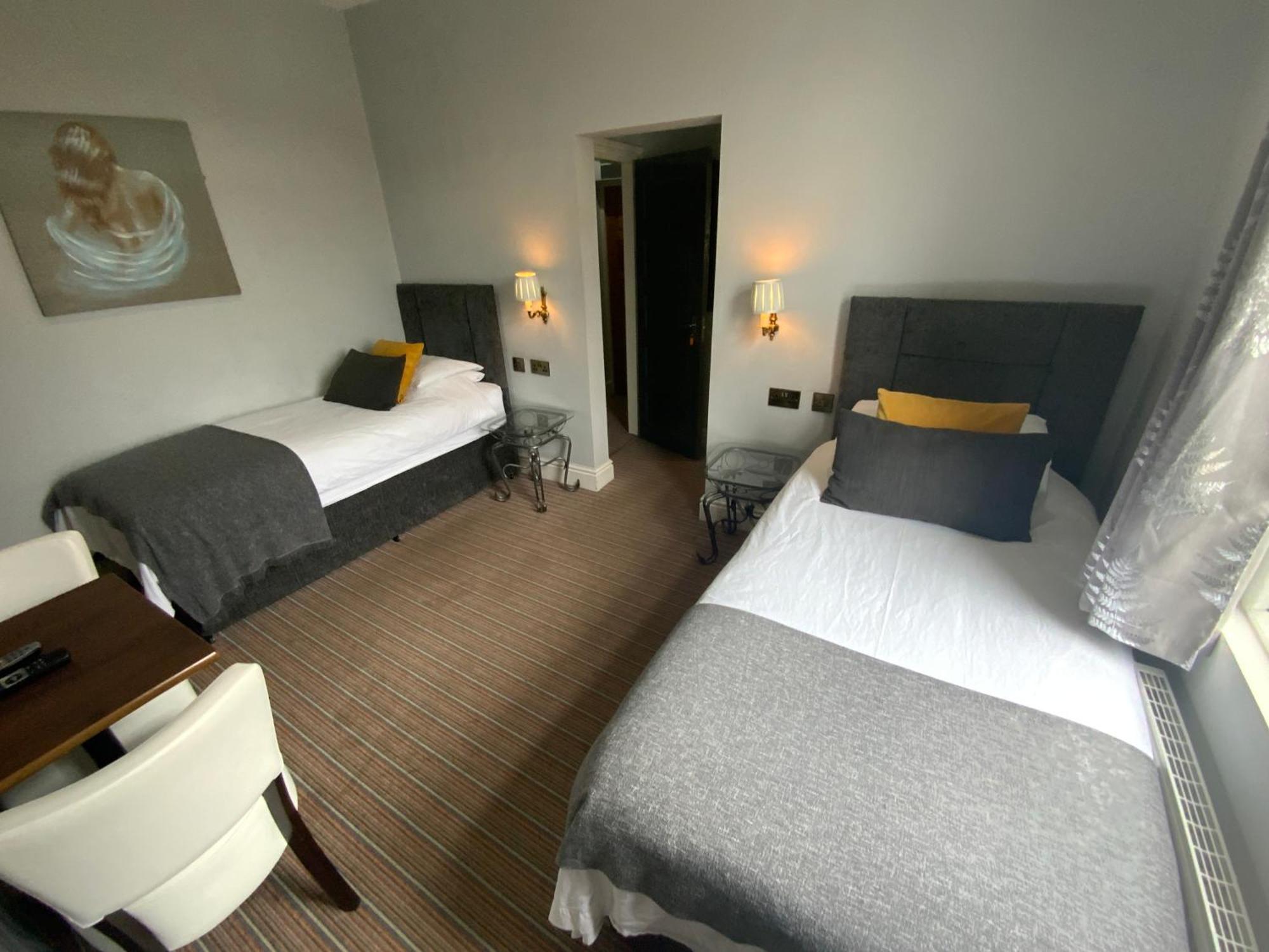Wheldale Hotel Castleford Exteriör bild